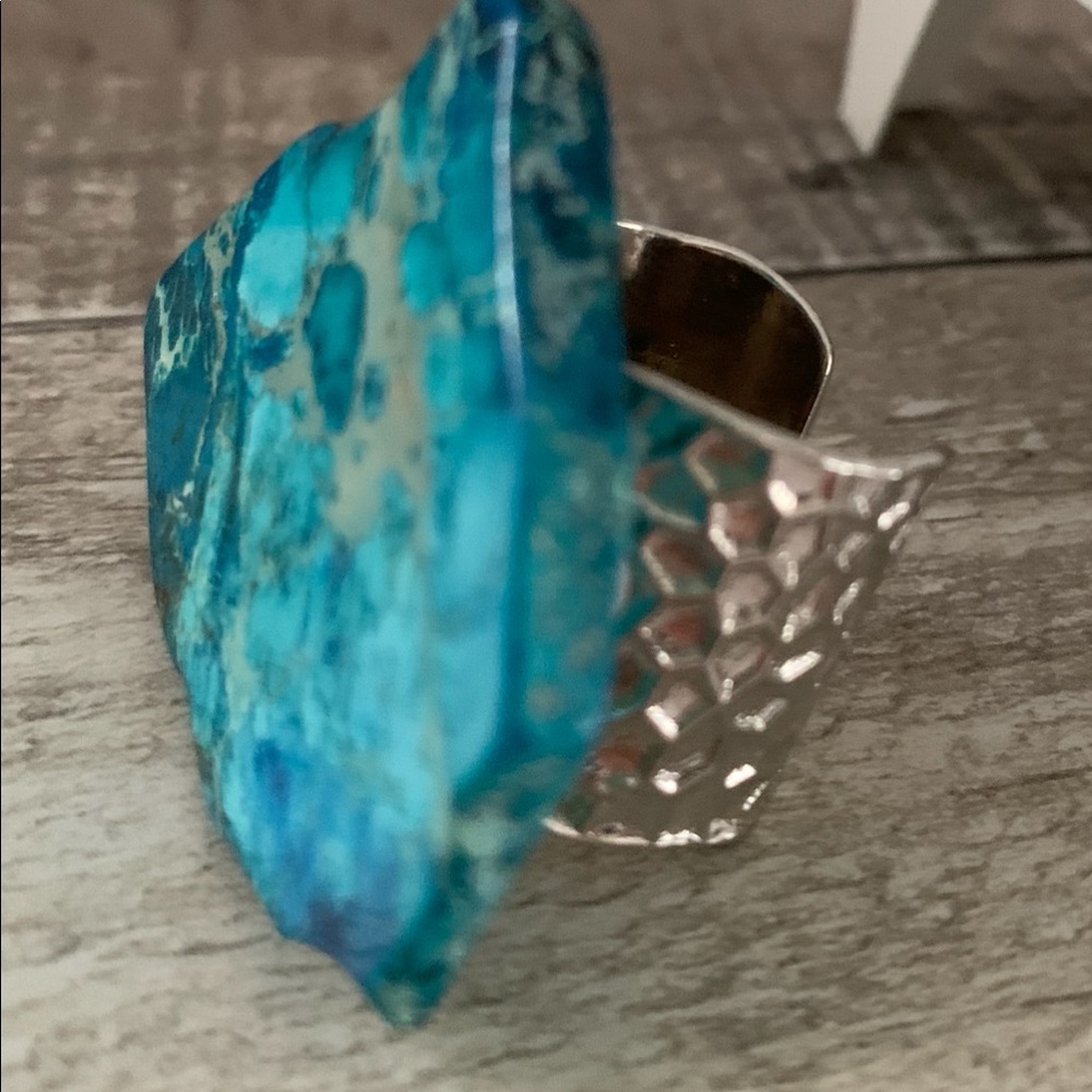 Ring - Picture 4 of 6